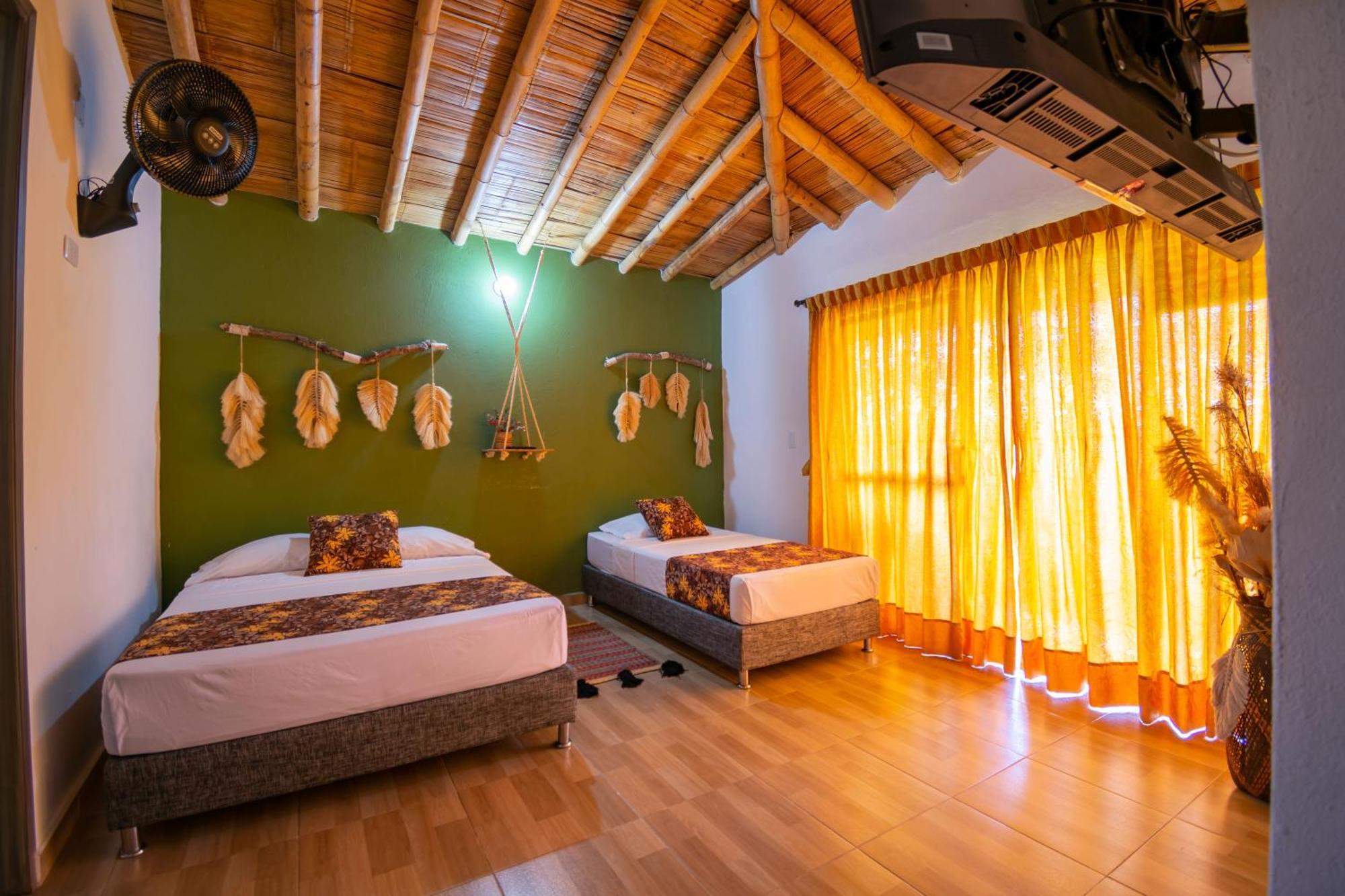 Hotel Campestre La Aldea Montenegro Exterior photo