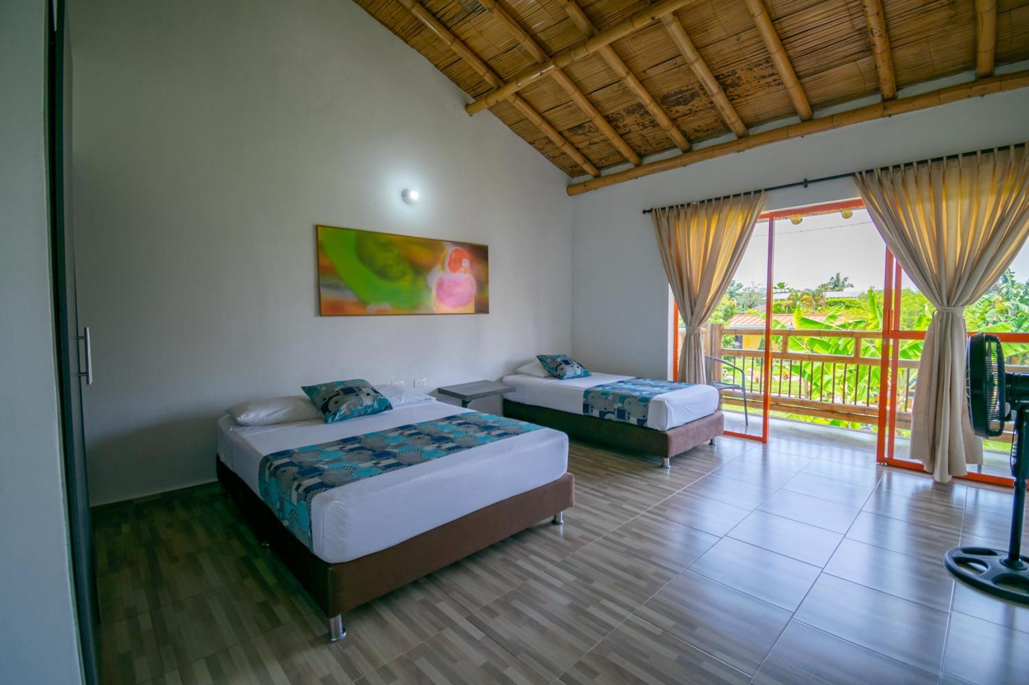 Hotel Campestre La Aldea Montenegro Exterior photo