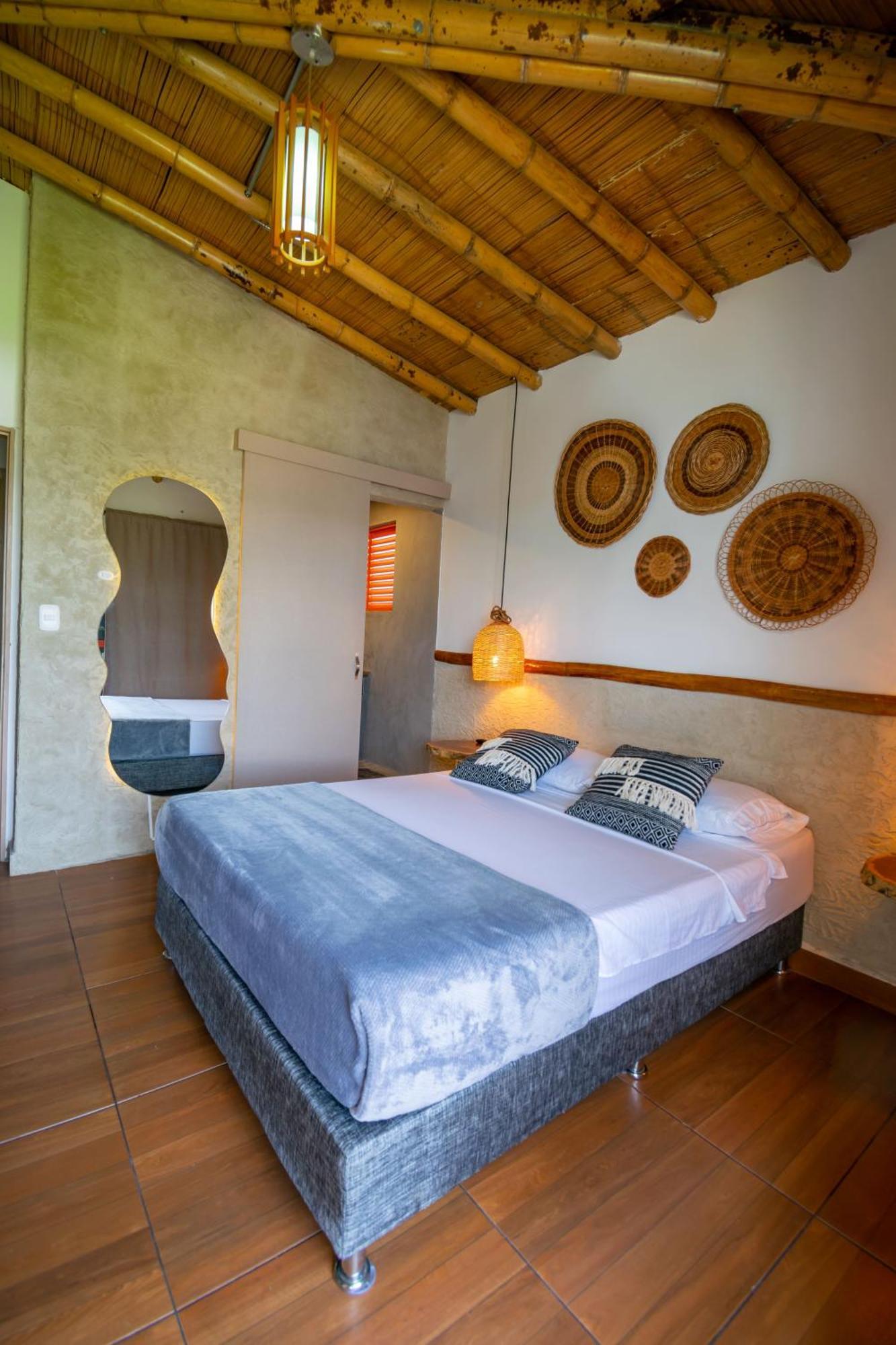 Hotel Campestre La Aldea Montenegro Exterior photo